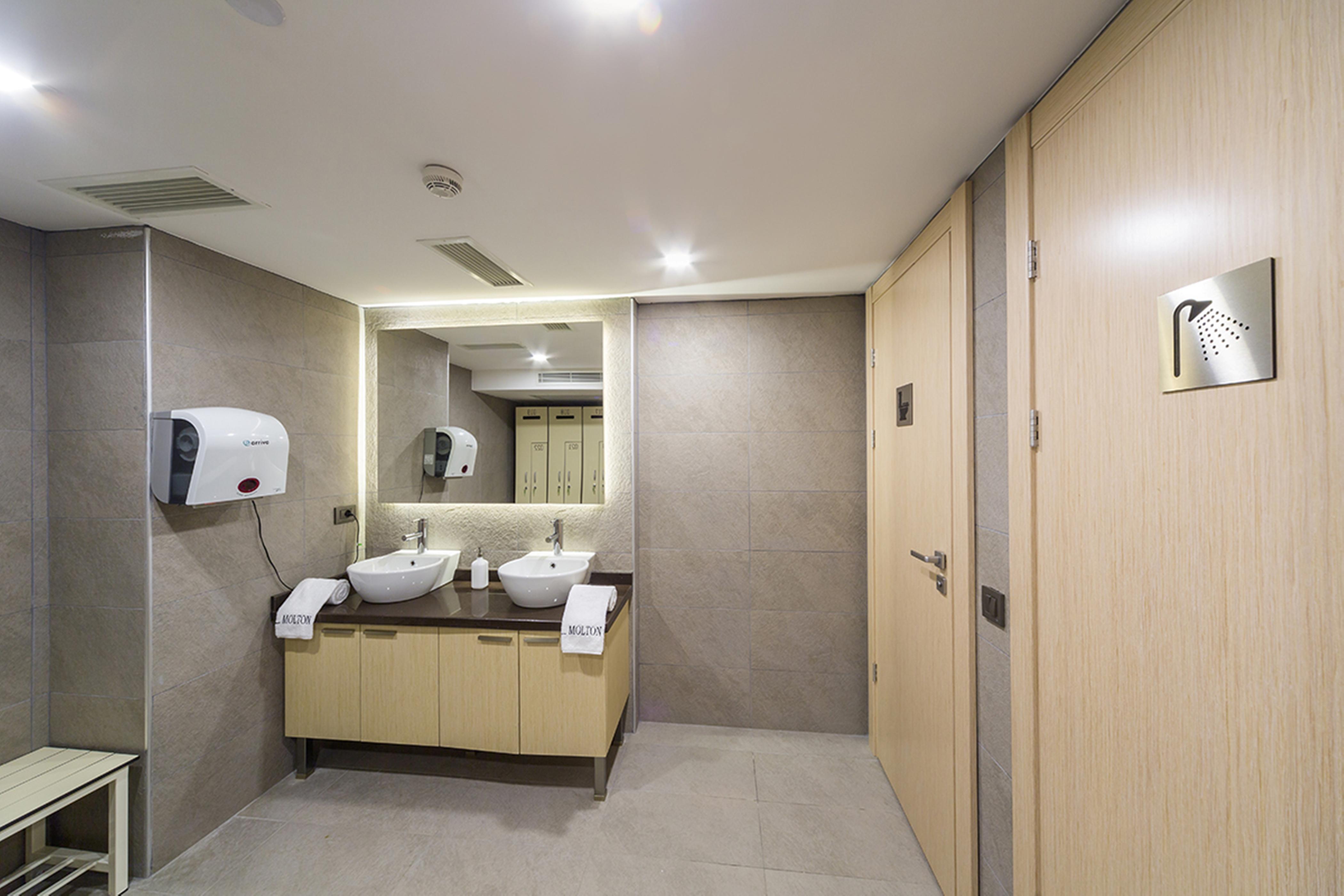 Molton Monapart Mecidiyekoy Istambul Extérieur photo